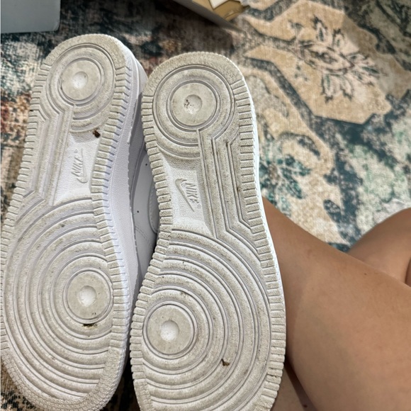 Air Force 1’s size 5 kids I only wore about 3 times - Picture 6 of 8